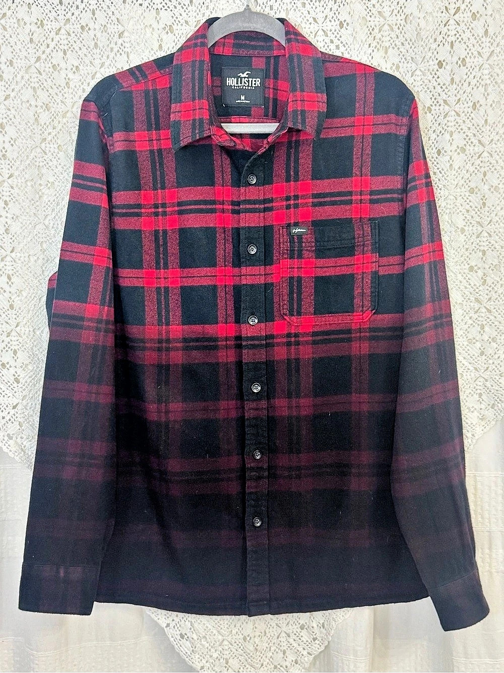 Hollister Men's Flannel Icon Shirt Plaid Button Down Medium